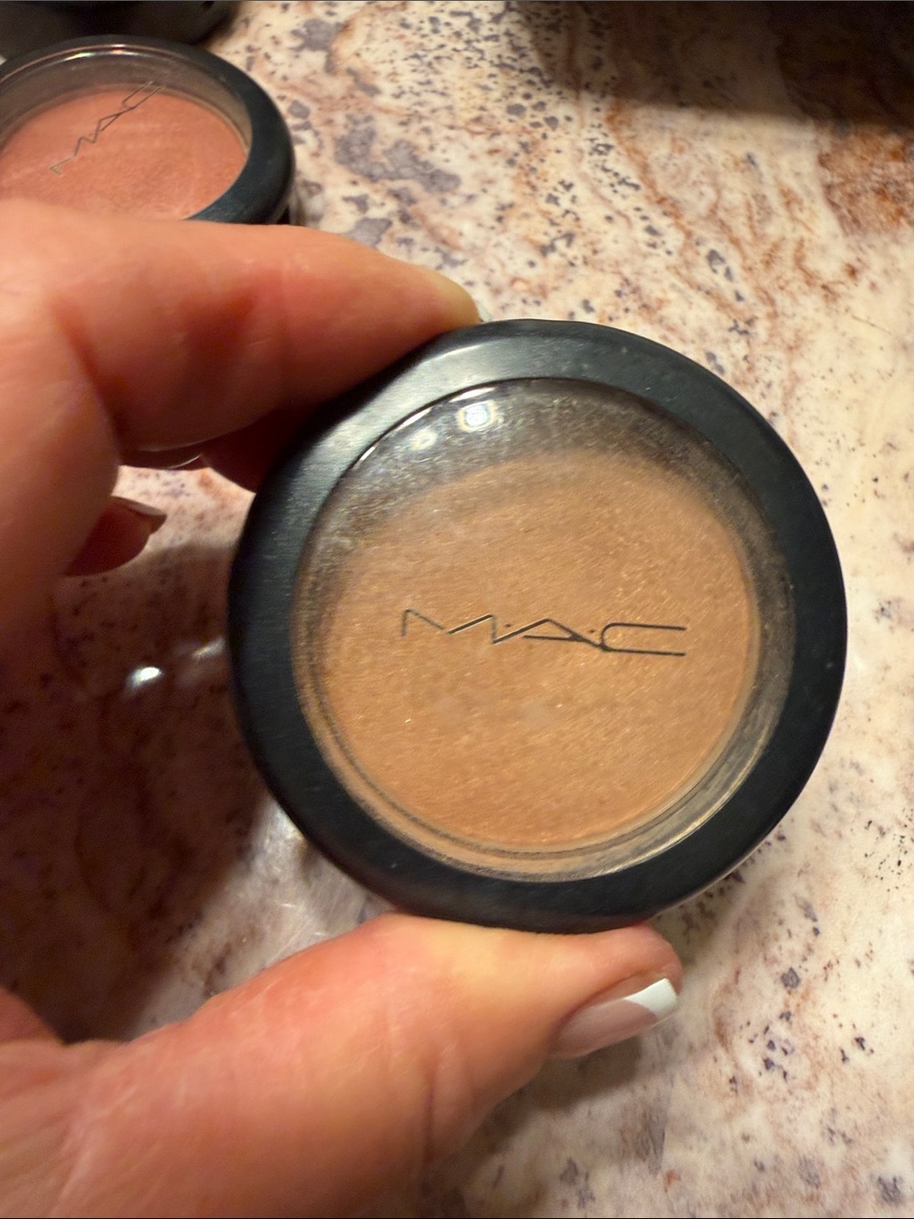 MAC Cosmetics Powder Blush in Trace gold